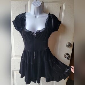 Black Velvet Romper With Lace Urban Outfitters Size Small